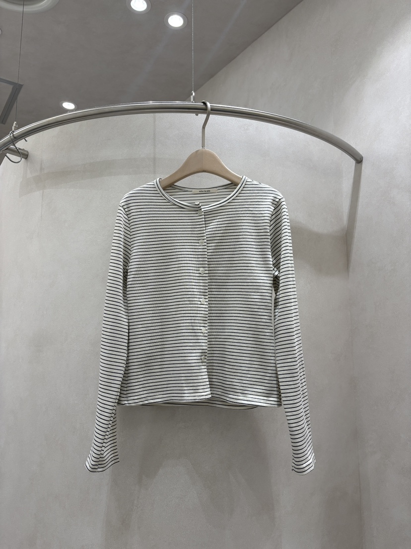 WHO IS SHE東大門㊣直郵女士新品時尚真品休閑熱賣套裝套裝WHO IS SHE套裝圖色1