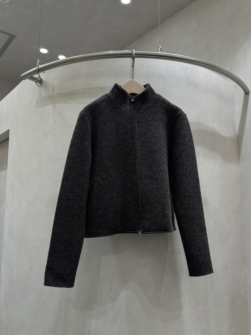 WHO IS SHE韓國直郵㊣女裝新品熱賣推薦職業真品針織衫拉鏈WHO IS SHE針織衫圖色1