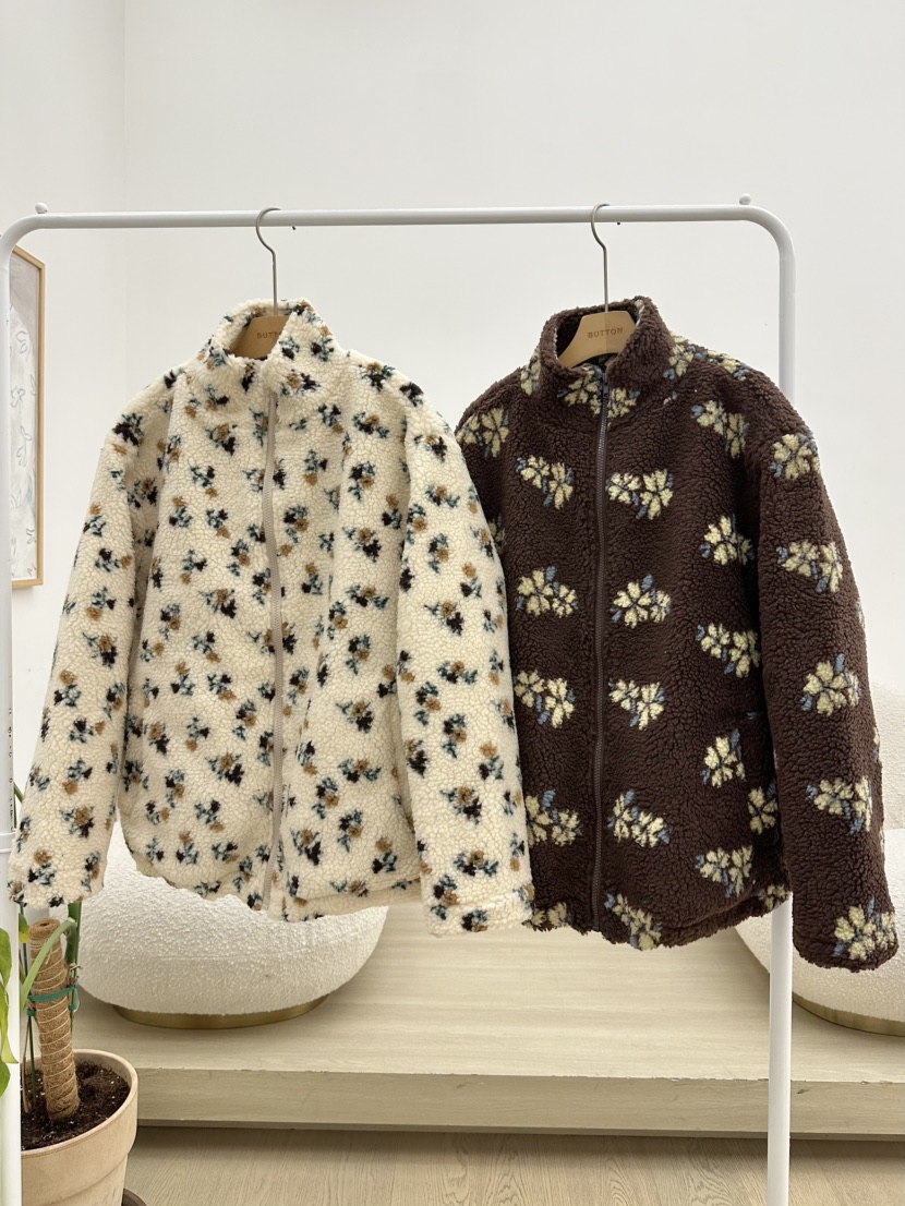 BUT韓國直郵㊣女士新品推薦人氣25秋冬熱賣時尚夾克花朵絎縫button夾克