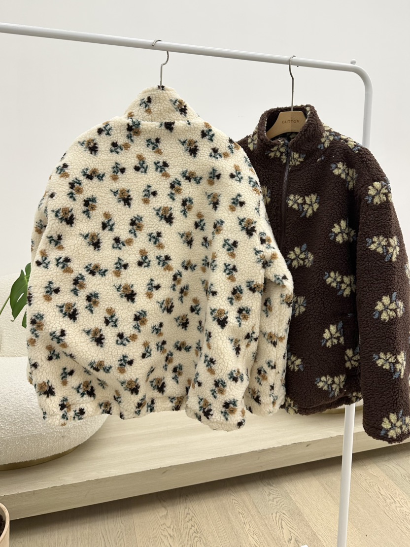 BUT韓國直郵㊣女士新品推薦人氣25秋冬熱賣時尚夾克花朵絎縫button夾克