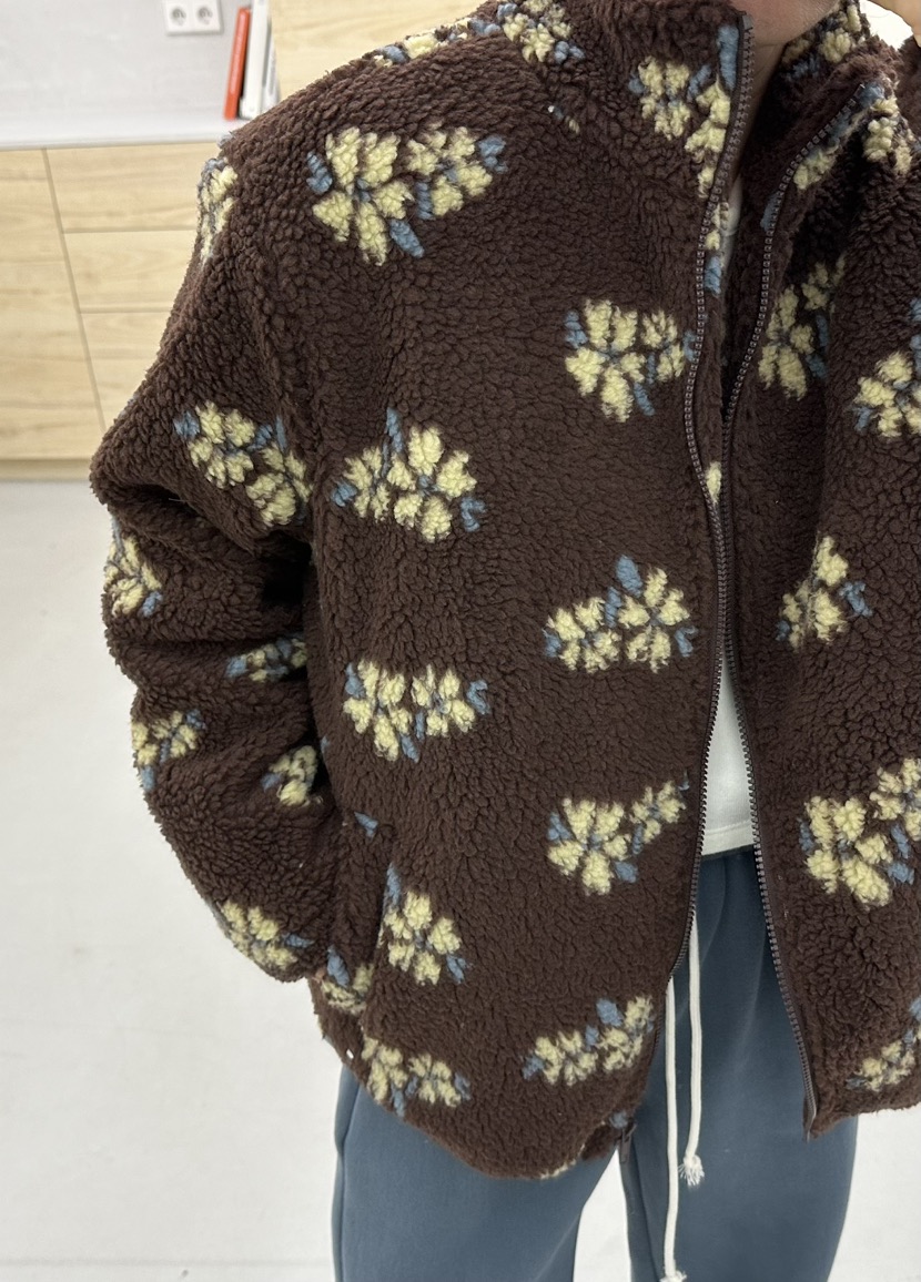 BUT韓國直郵㊣女士新品推薦人氣25秋冬熱賣時尚夾克花朵絎縫button夾克