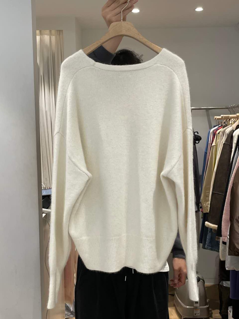 TAF東大門㊣直郵女裝新款真品推薦熱賣職業休閑針織衫V領浣熊TAF針織衫