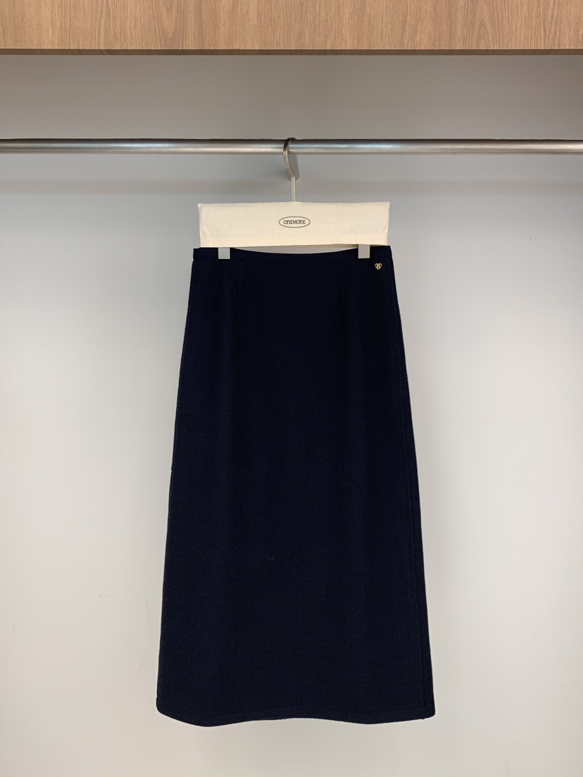 ONE MONE東大門㊣實拍女裝新品職業推薦時尚人氣熱賣真品長裙ONE MONE長裙圖色4