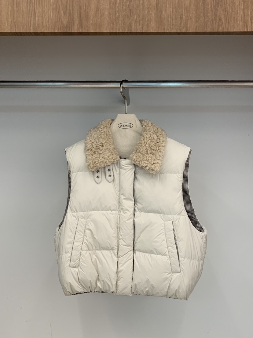 ONE MONE韓國代購㊣女裝新款人氣時尚25秋冬熱賣職業真品馬甲ONE MONE馬甲圖色1