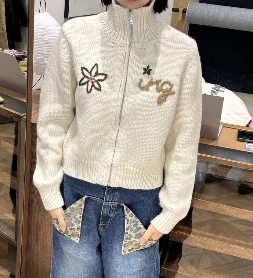 FIFO東大門㊣實拍女裝新品職業熱賣25秋冬推薦針織衫手工刺繡FIFO針織衫