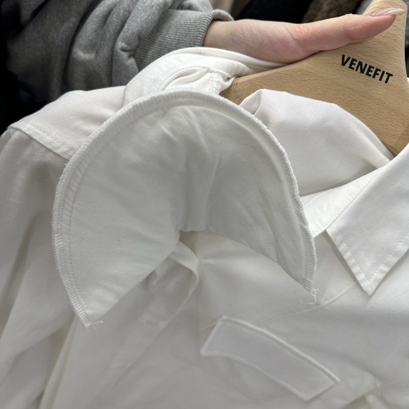 VENEFIT韓國代購㊣女士新品休閑25秋冬職業真品人氣襯衫蕾絲衫VENEFIT/JENNIE襯衫/蕾絲衫