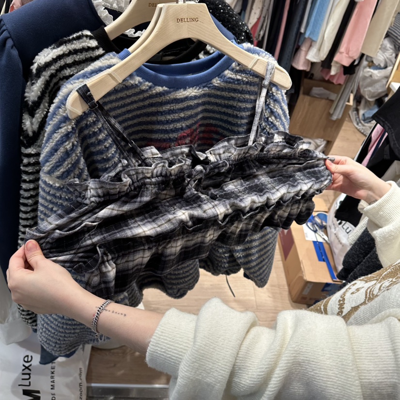 DELLING東大門㊣代購女裝新品25秋冬推薦時尚熱賣休閑吊帶背心DELLING吊帶/背心
