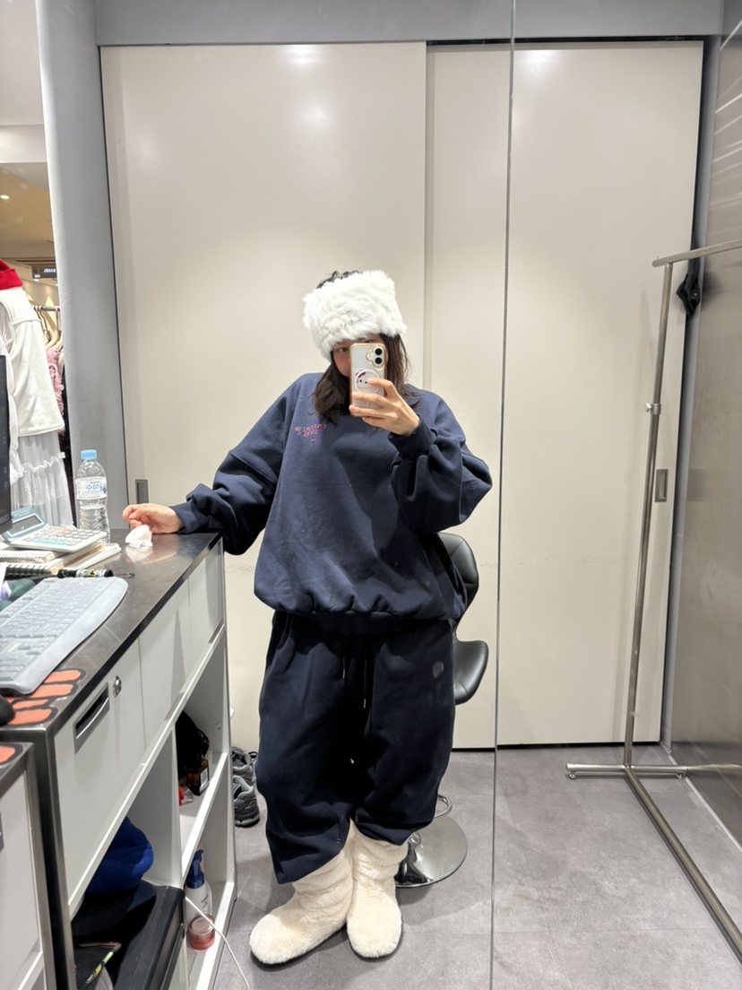 PLATFORM-L東大門㊣實拍女裝新品時尚推薦25秋冬衛衣手工刺繡PLATFORM衛衣