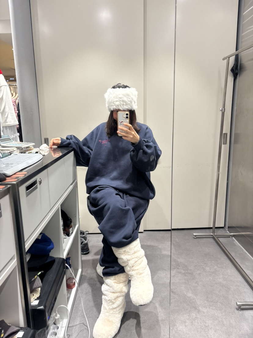 PLATFORM-L東大門㊣實拍女裝新品時尚推薦25秋冬衛衣手工刺繡PLATFORM衛衣