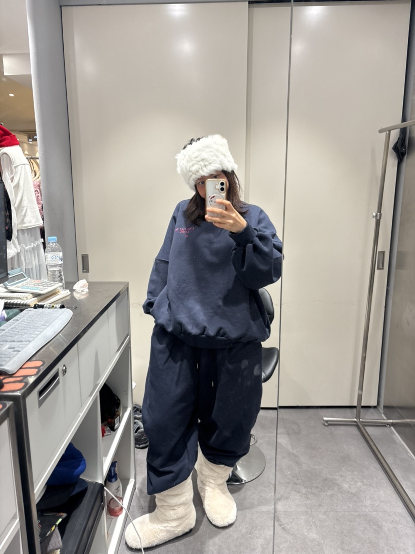 PLATFORM-L東大門㊣實拍女裝新品時尚推薦25秋冬衛衣手工刺繡PLATFORM衛衣