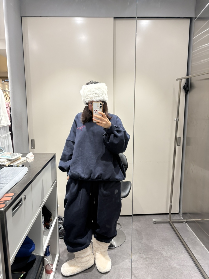 PLATFORM-L東大門㊣實拍女裝新品時尚推薦25秋冬衛衣手工刺繡PLATFORM衛衣