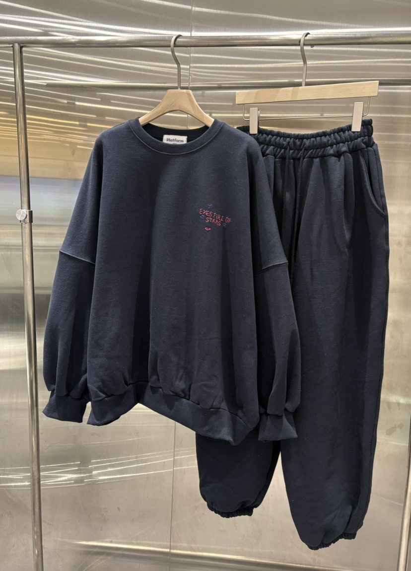 PLATFORM-L東大門㊣實拍女裝新品時尚推薦25秋冬衛衣手工刺繡PLATFORM衛衣