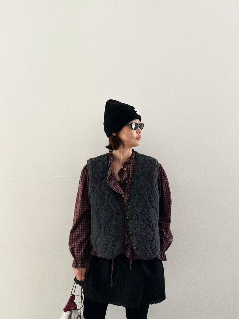 OLI SEOUL韓國代購㊣女裝新品熱賣推薦職業休閑時尚25秋冬馬甲OLI SEOUL馬甲