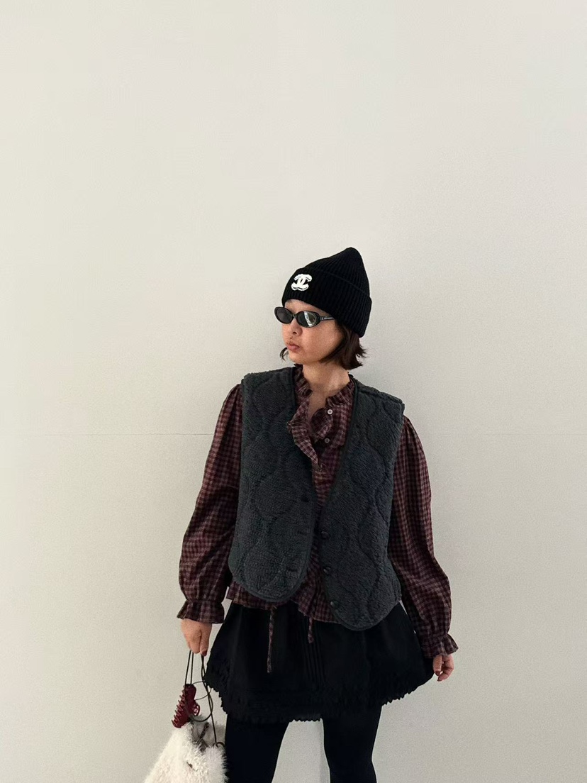 OLI SEOUL韓國代購㊣女裝新品熱賣推薦職業休閑時尚25秋冬馬甲OLI SEOUL馬甲