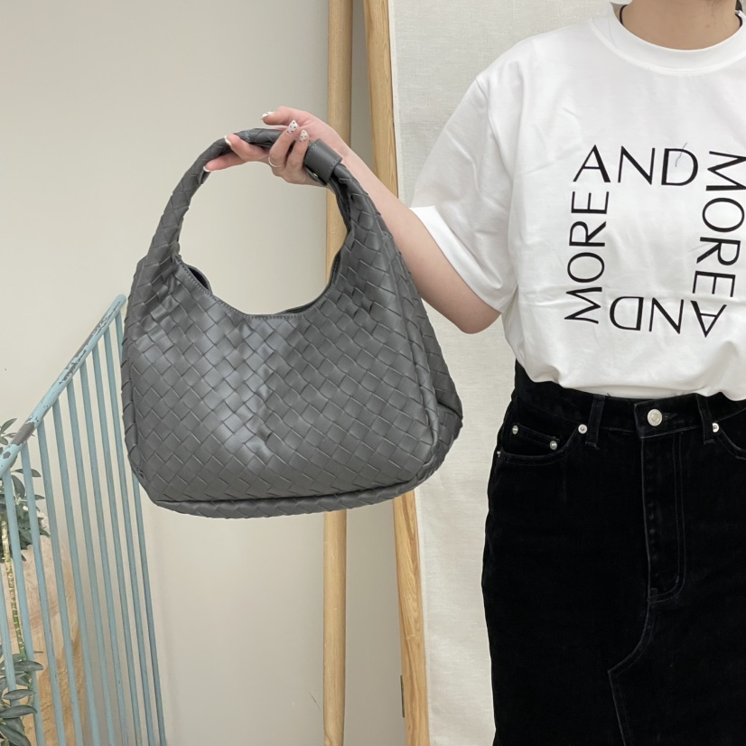 J PLACE韓國代購㊣女裝新款人氣25秋冬熱賣休閑手拿包腋下包J PLACE手拿包/腋下包