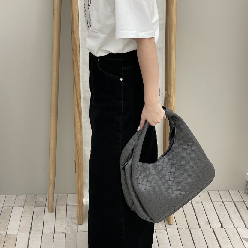 J PLACE韓國代購㊣女裝新款人氣25秋冬熱賣休閑手拿包腋下包J PLACE手拿包/腋下包