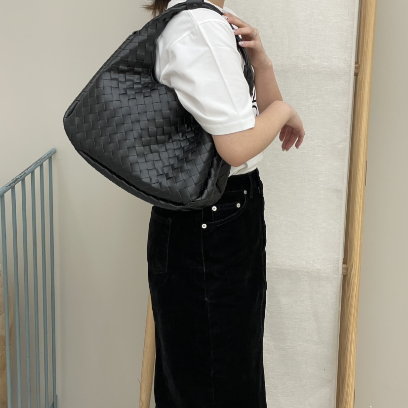 J PLACE韓國代購㊣女裝新款人氣25秋冬熱賣休閑手拿包腋下包J PLACE手拿包/腋下包