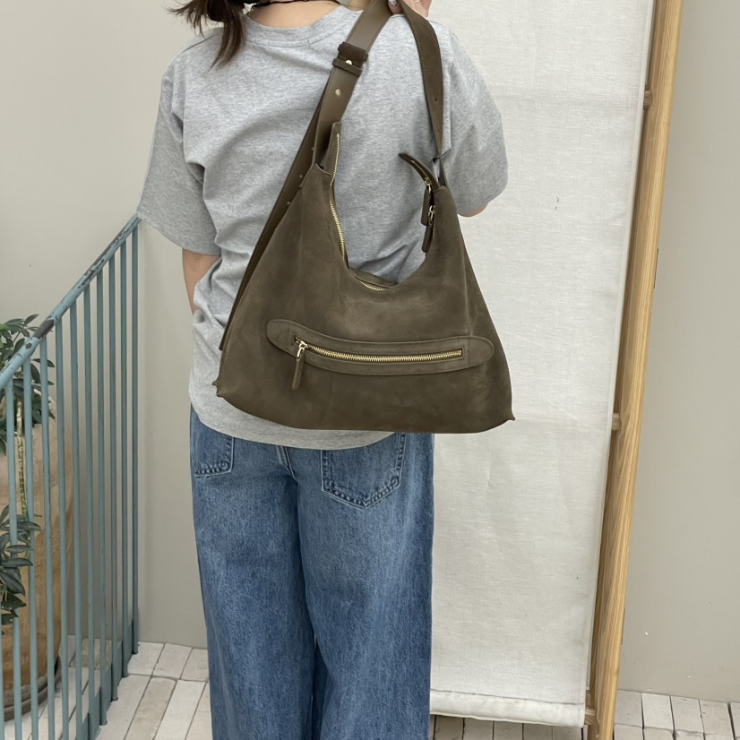 J PLACE東大門㊣代購女士新款人氣職業休閑單肩斜跨包拉鏈J PLACE單肩/斜跨包