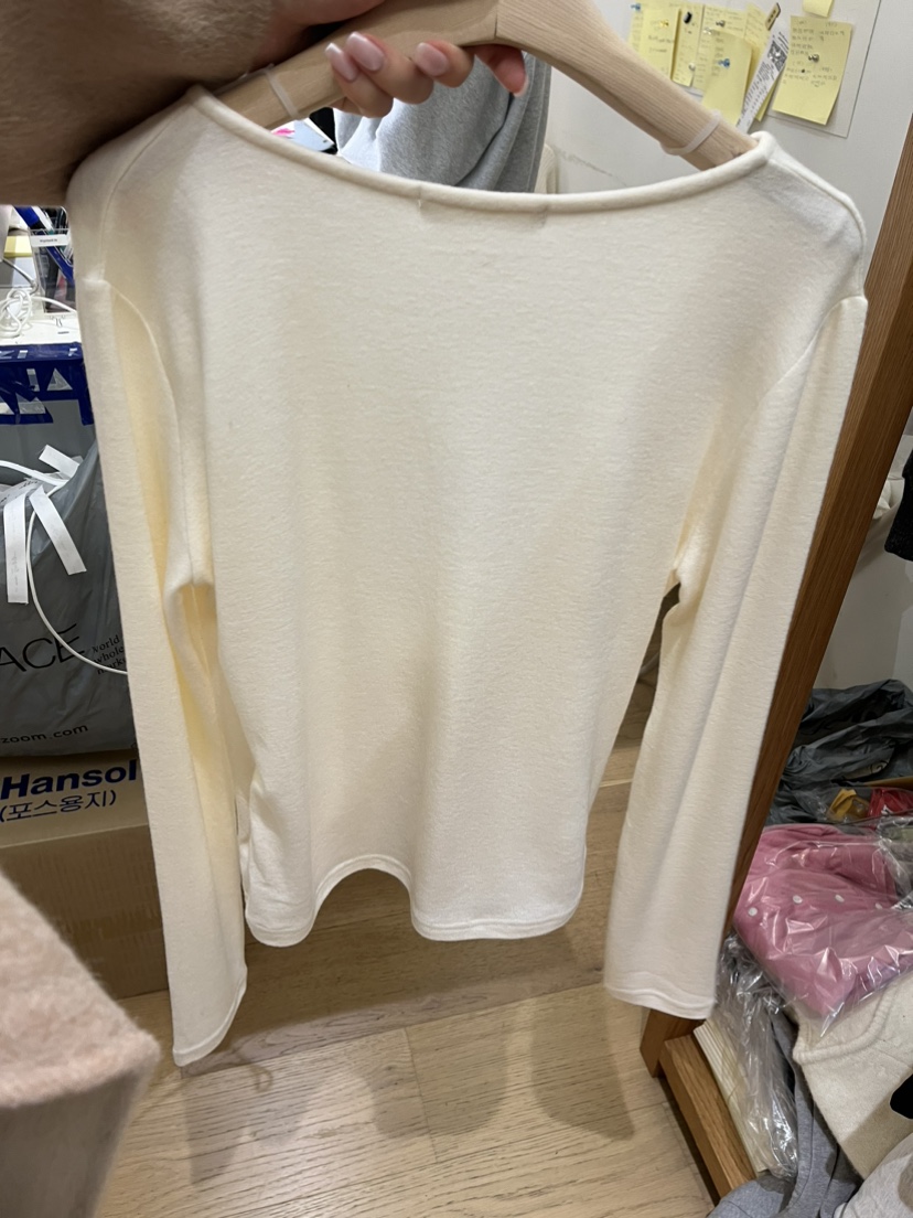 TIZZI韓國直郵㊣女裝新款休閑25秋冬職業熱賣推薦時尚長袖T恤TIZZI長袖T恤