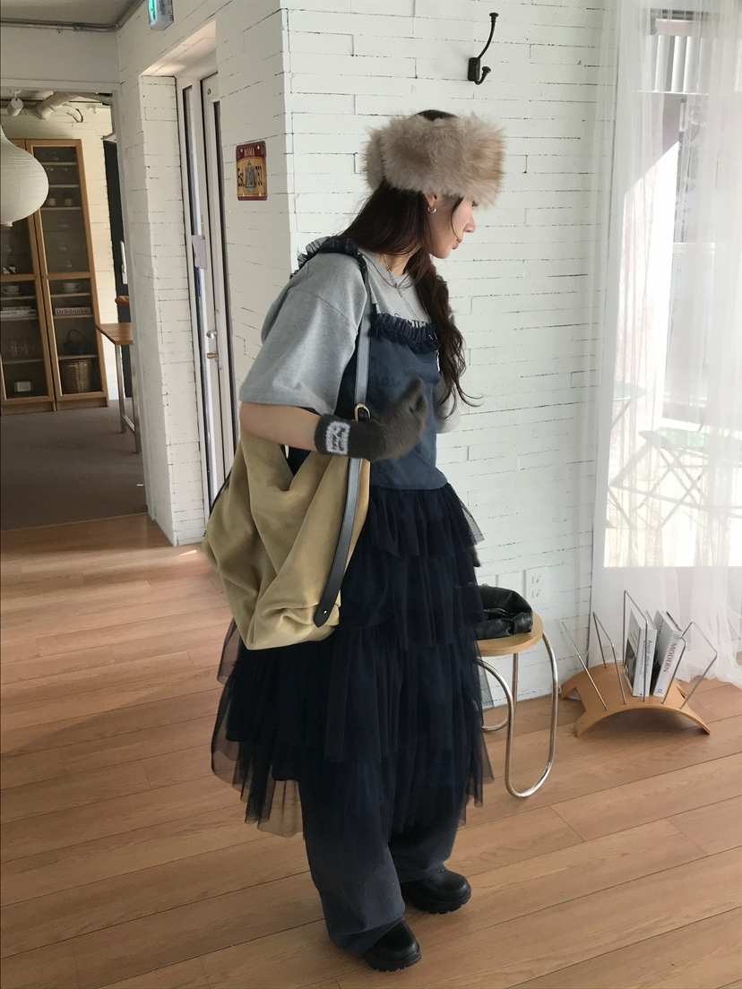 ESCHER東大門㊣實拍女士新款熱賣推薦人氣25秋冬連衣裙不含內搭ESCHER連衣裙