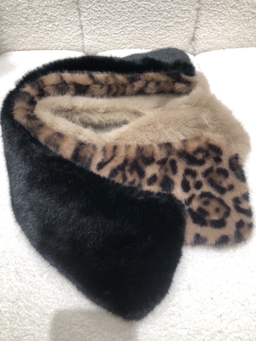 LIKEVAM東大門㊣實拍女士新款休閑熱賣職業人氣圍巾披肩貂皮LIKEVAM圍巾/披肩