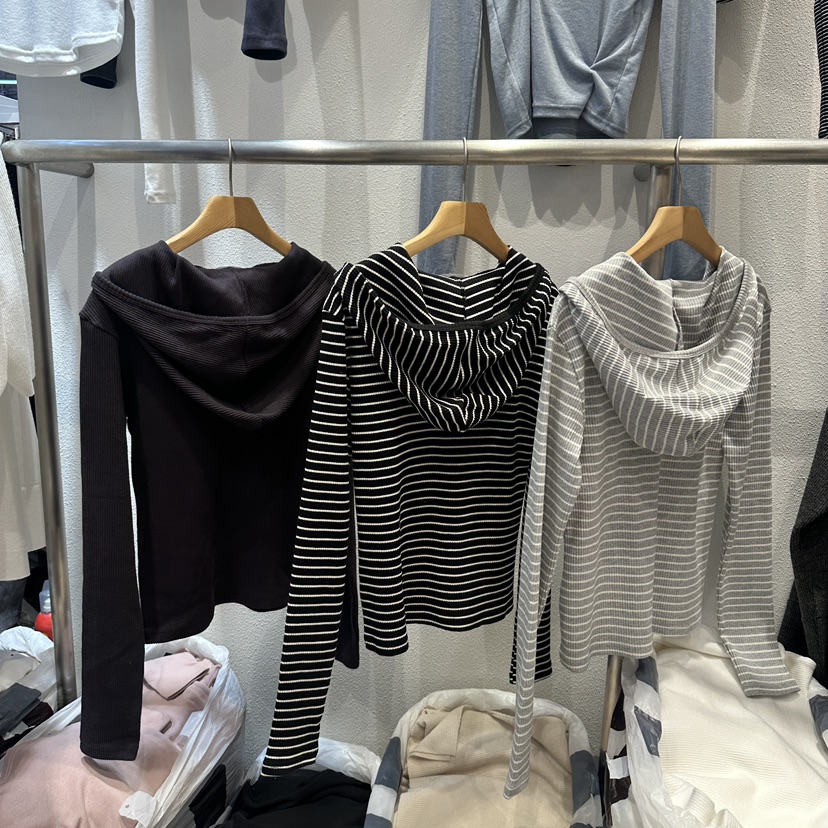 ON THE MODE韓國代購㊣女士新品25秋冬熱賣真品長袖T恤紐扣ON THE MODE長袖T恤