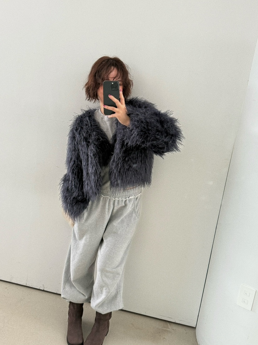 OLI SEOUL東大門㊣實拍女士新款25秋冬時尚熱賣人氣短款大衣OLI SEOUL短款大衣