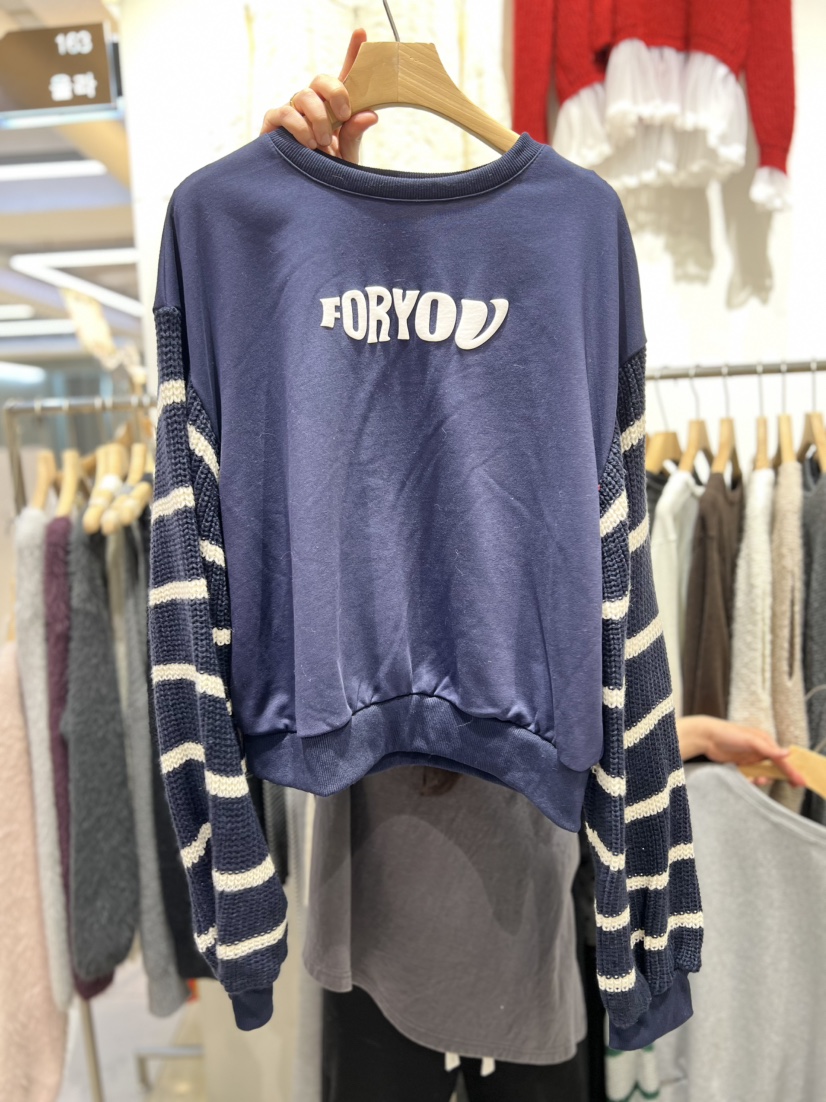 OLA東大門㊣直郵女士新品真品熱賣25秋冬時尚職業休閑推薦衛衣mellor/OLA衛衣圖色2