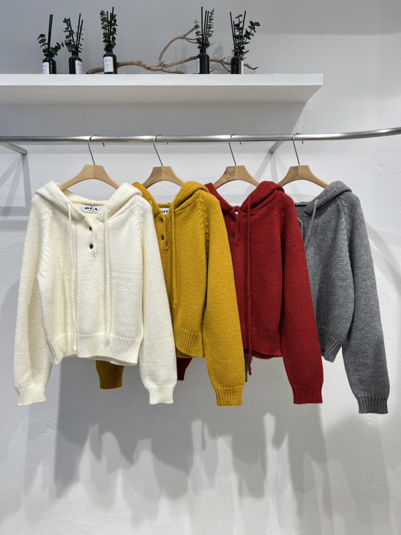 OLA韓國直郵㊣女裝新品熱賣休閑25秋冬職業針織衫連帽衫紐扣mellor/OLA針織衫