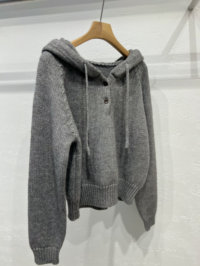 OLA韓國直郵㊣女裝新品熱賣休閑25秋冬職業針織衫連帽衫紐扣mellor/OLA針織衫