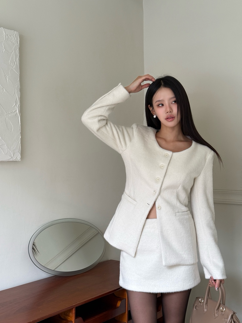 FOUREIGHT東大門㊣實拍女士新品時尚推薦25秋冬熱賣夾克含脖帶FOUR EIGHT夾克