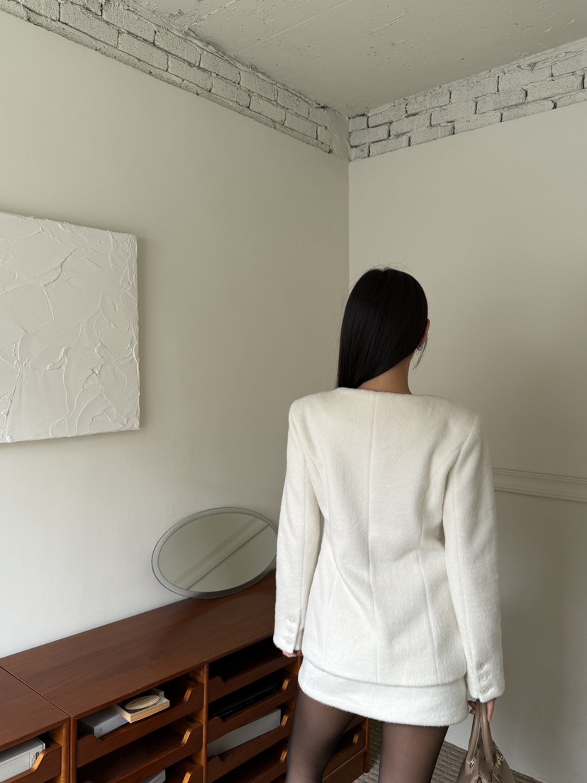 FOUREIGHT東大門㊣實拍女士新品時尚推薦25秋冬熱賣夾克含脖帶FOUR EIGHT夾克