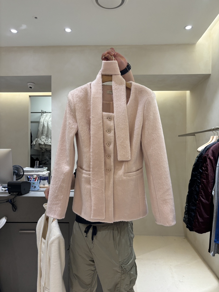 FOUREIGHT東大門㊣實拍女士新品時尚推薦25秋冬熱賣夾克含脖帶FOUR EIGHT夾克圖色2