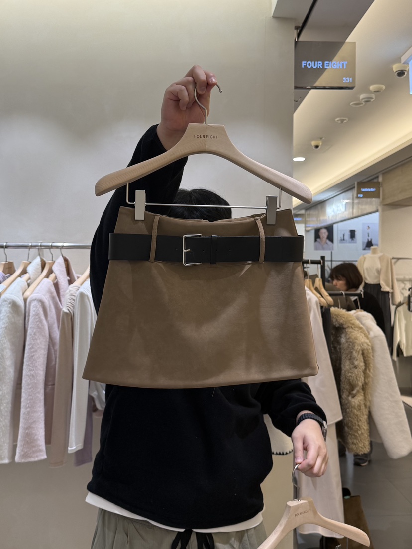 FOUREIGHT韓國直郵㊣女士新款熱賣職業推薦休閑短裙不含腰帶FOUR EIGHT短裙圖色1