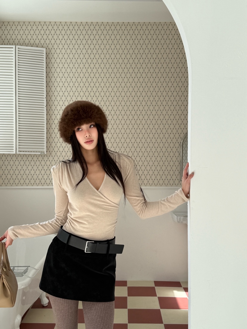 FOUREIGHT韓國直郵㊣女士新款休閑人氣熱賣時尚推薦長袖T恤FOUR EIGHT長袖T恤