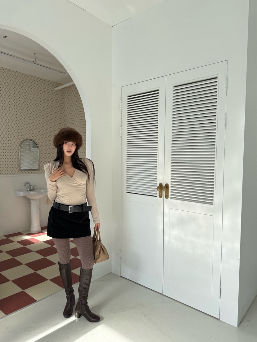 FOUREIGHT韓國直郵㊣女士新款休閑人氣熱賣時尚推薦長袖T恤FOUR EIGHT長袖T恤