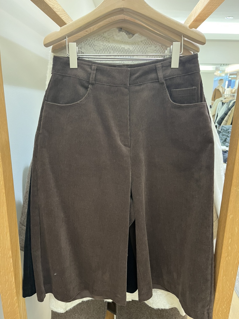 TIZZI韓國代購㊣女士新品時尚25秋冬人氣職業休閑推薦熱賣短褲TIZZI短褲圖色1