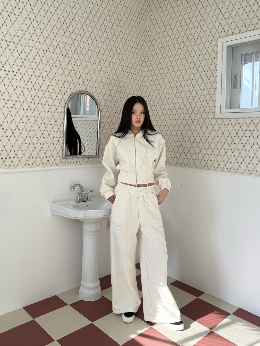 FOUREIGHT東大門㊣實拍女士新品推薦人氣25秋冬時尚休閑衛衣FOUR EIGHT衛衣