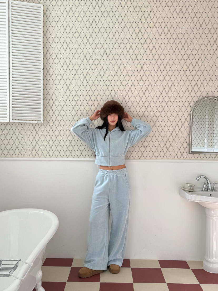 FOUREIGHT東大門㊣實拍女士新品推薦人氣25秋冬時尚休閑衛衣FOUR EIGHT衛衣