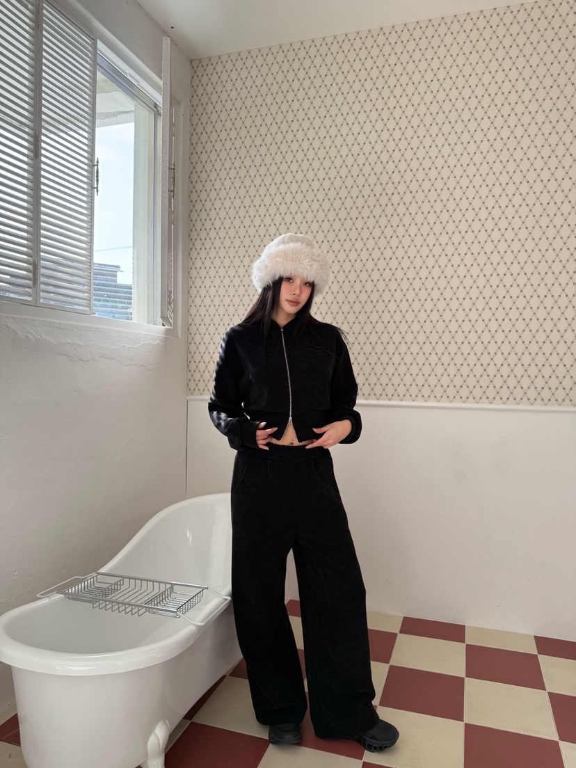 FOUREIGHT東大門㊣實拍女士新品推薦人氣25秋冬時尚休閑衛衣FOUR EIGHT衛衣