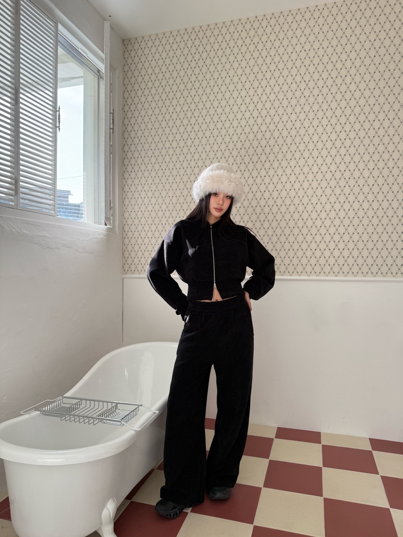 FOUREIGHT東大門㊣實拍女士新品推薦人氣25秋冬時尚休閑衛衣FOUR EIGHT衛衣