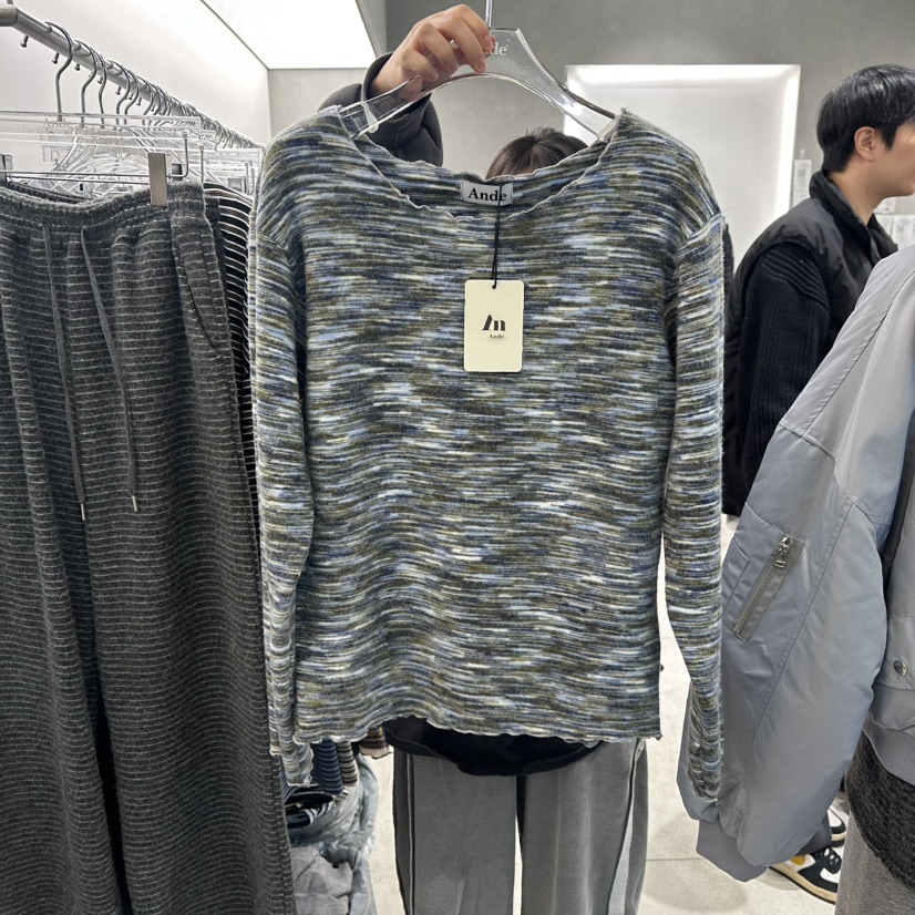 ANDE東大門㊣代購女裝新品職業熱賣時尚25秋冬推薦人氣長袖T恤Ande長袖T恤圖色1