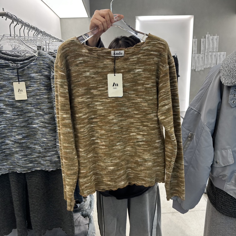 ANDE東大門㊣代購女裝新品職業熱賣時尚25秋冬推薦人氣長袖T恤Ande長袖T恤圖色2