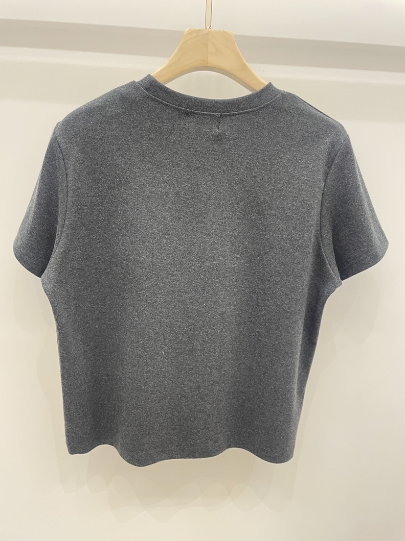 NYLON韓國直郵㊣女士新款25秋冬時尚熱賣人氣職業休閑推薦T恤NYLONT恤