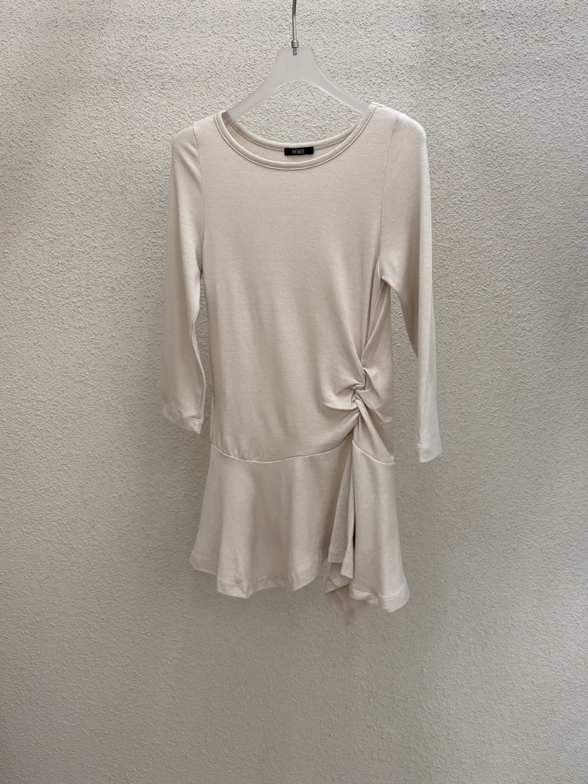 MWE東大門㊣實拍女裝新款人氣25秋冬職業時尚推薦休閑連衣裙MWE連衣裙圖色1