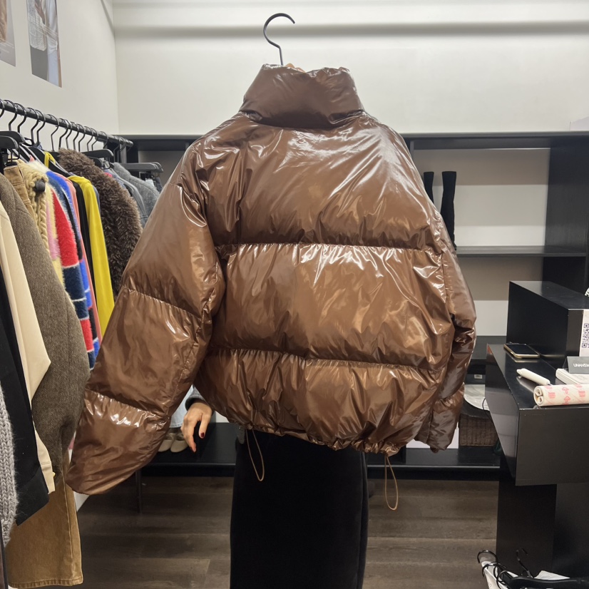 UNANSWERED-MYSTERY東大門㊣實拍女裝新品職業短款羽絨服兩面穿絨UNANSWERED-MYSTERY短款羽絨服