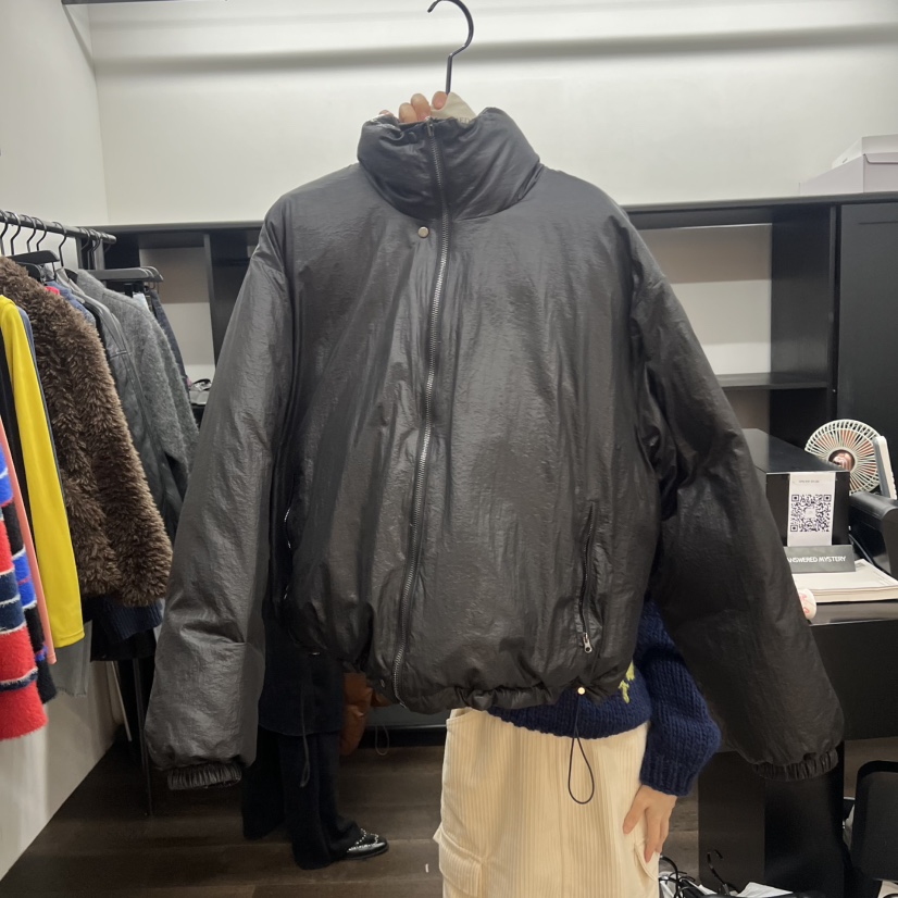 UNANSWERED-MYSTERY東大門㊣實拍女裝新品職業短款羽絨服兩面穿絨UNANSWERED-MYSTERY短款羽絨服圖色1