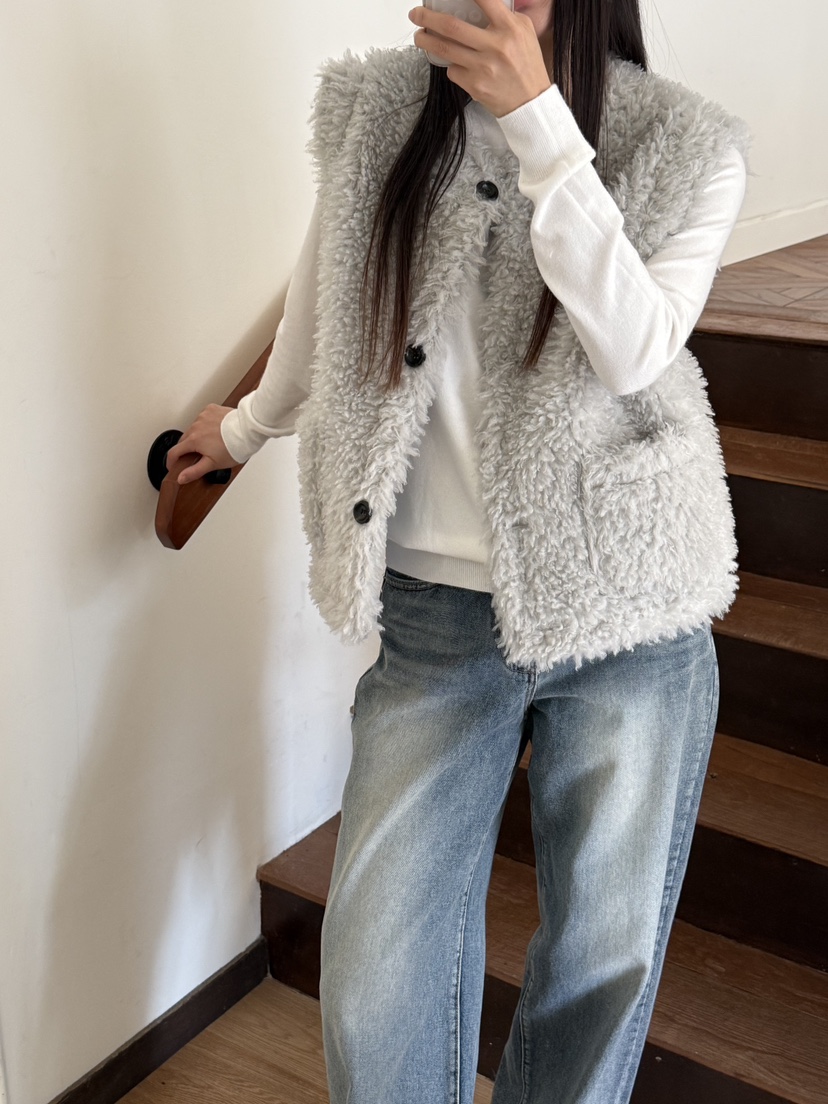 A P-STUDIO東大門㊣直郵女士新品25秋冬時尚休閑馬甲羊毛A P-STUDIO馬甲