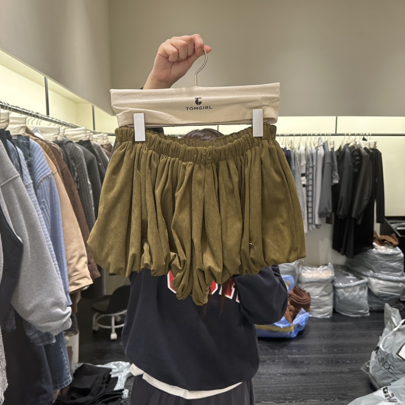 TOMGIRL韓國代購㊣女裝新品熱賣人氣推薦時尚休閑短褲麂皮燈籠TOMGIRL短褲圖色2