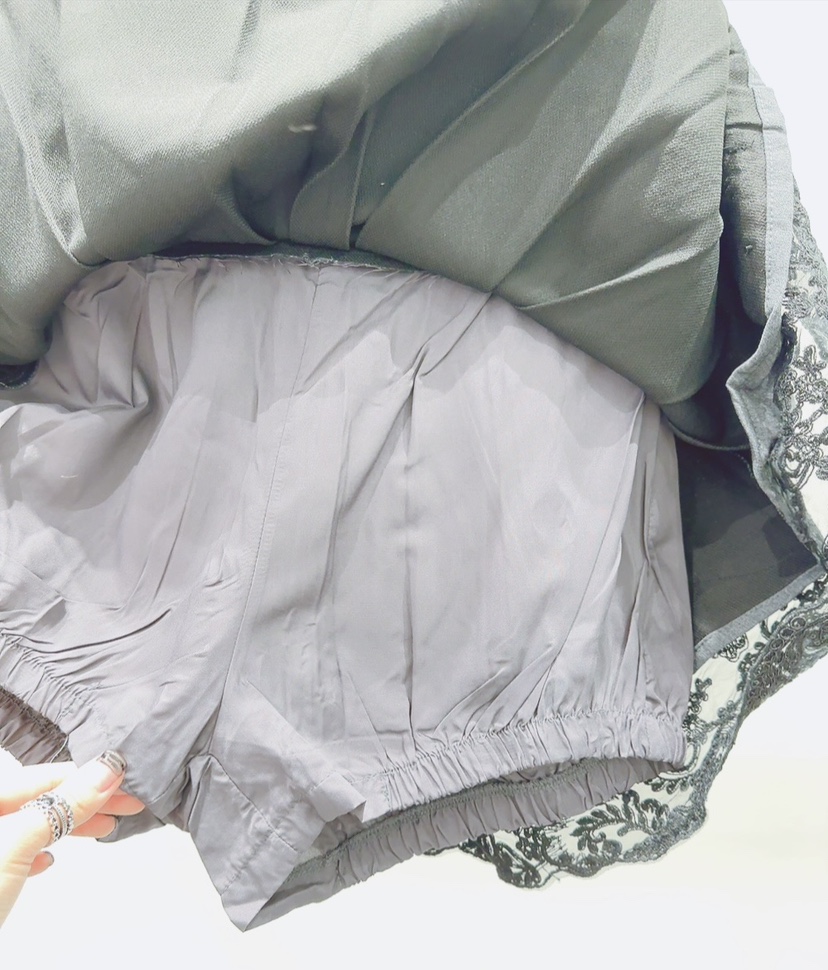 AWESOME-P東大門㊣直郵女裝新品熱賣25秋冬人氣裙褲蕾絲褶皺AWESOME-P裙褲